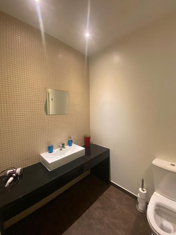 Chiado Happy Rooms Lisabona Exterior foto